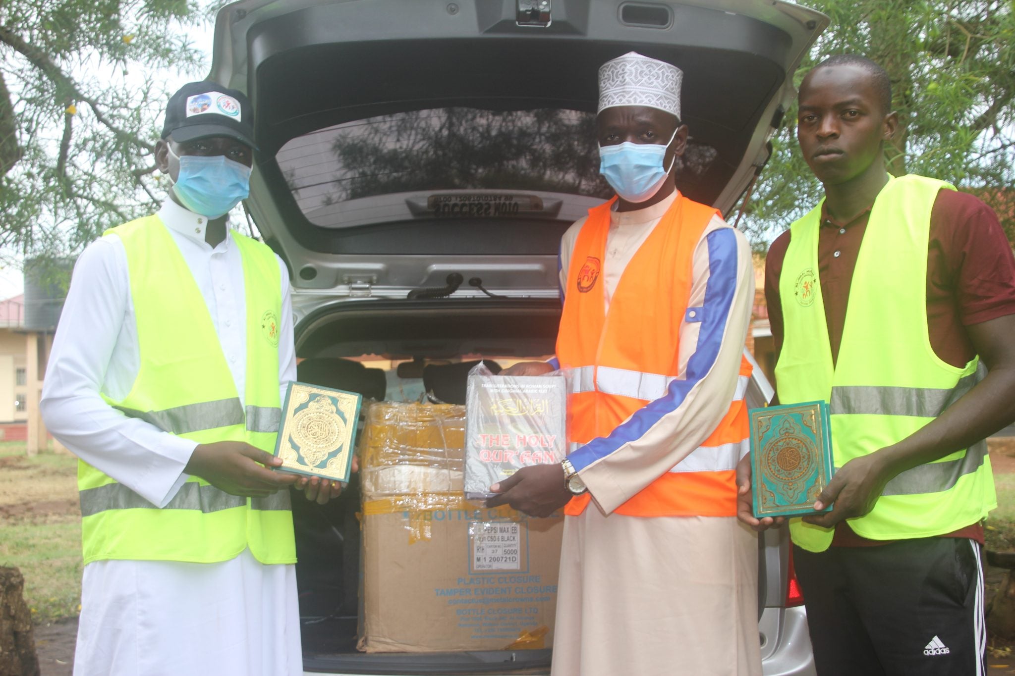 More Than 500 Copies of The Quran Distributed to Remote Villages in Uganda